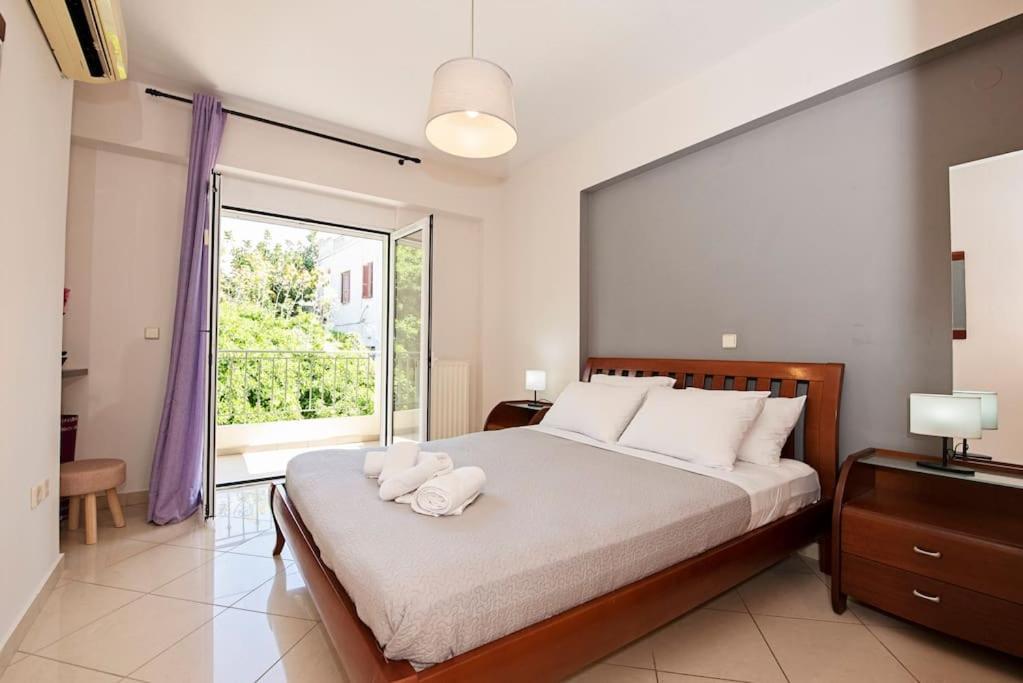 Avant Garde Downtown Apartment Rhodes City